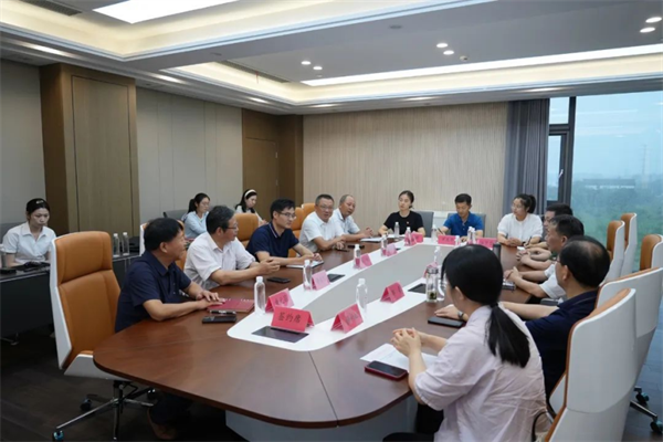 【集團(tuán)簡訊】結(jié)對共建譜新篇|好潤集團(tuán)與江蘇省漁業(yè)技術(shù)推廣中心舉行黨建結(jié)對共建簽約儀式！