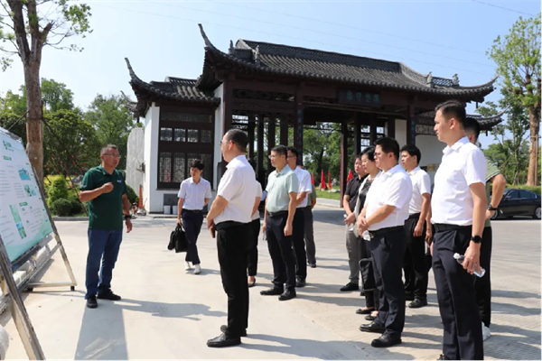 【集團(tuán)簡(jiǎn)訊】廣西壯族自治區(qū)貴港市平南縣招商團(tuán)蒞臨好潤(rùn)集團(tuán)